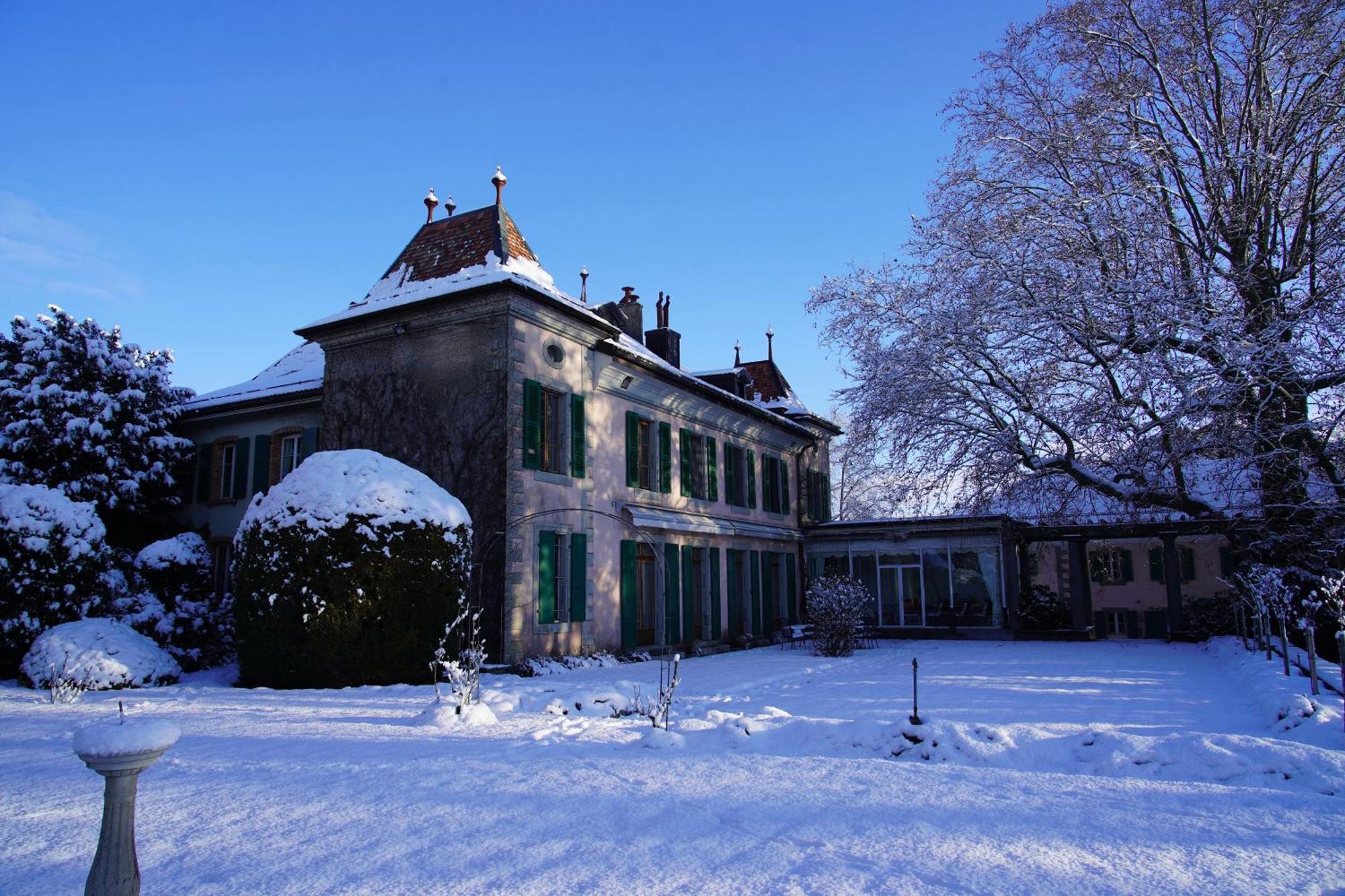 Le Chateau Lavigny エクステリア 写真