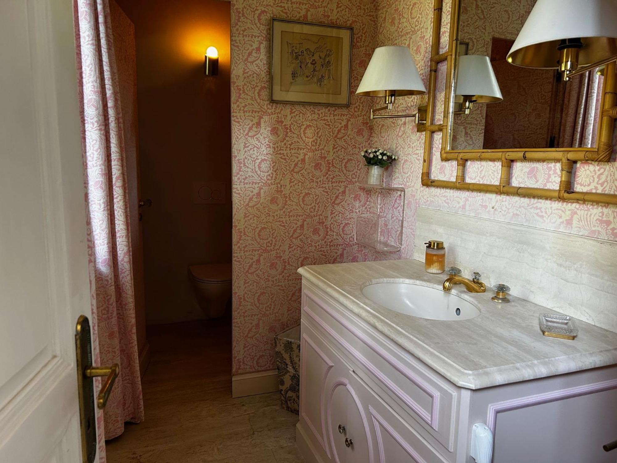 Le Chateau Lavigny エクステリア 写真