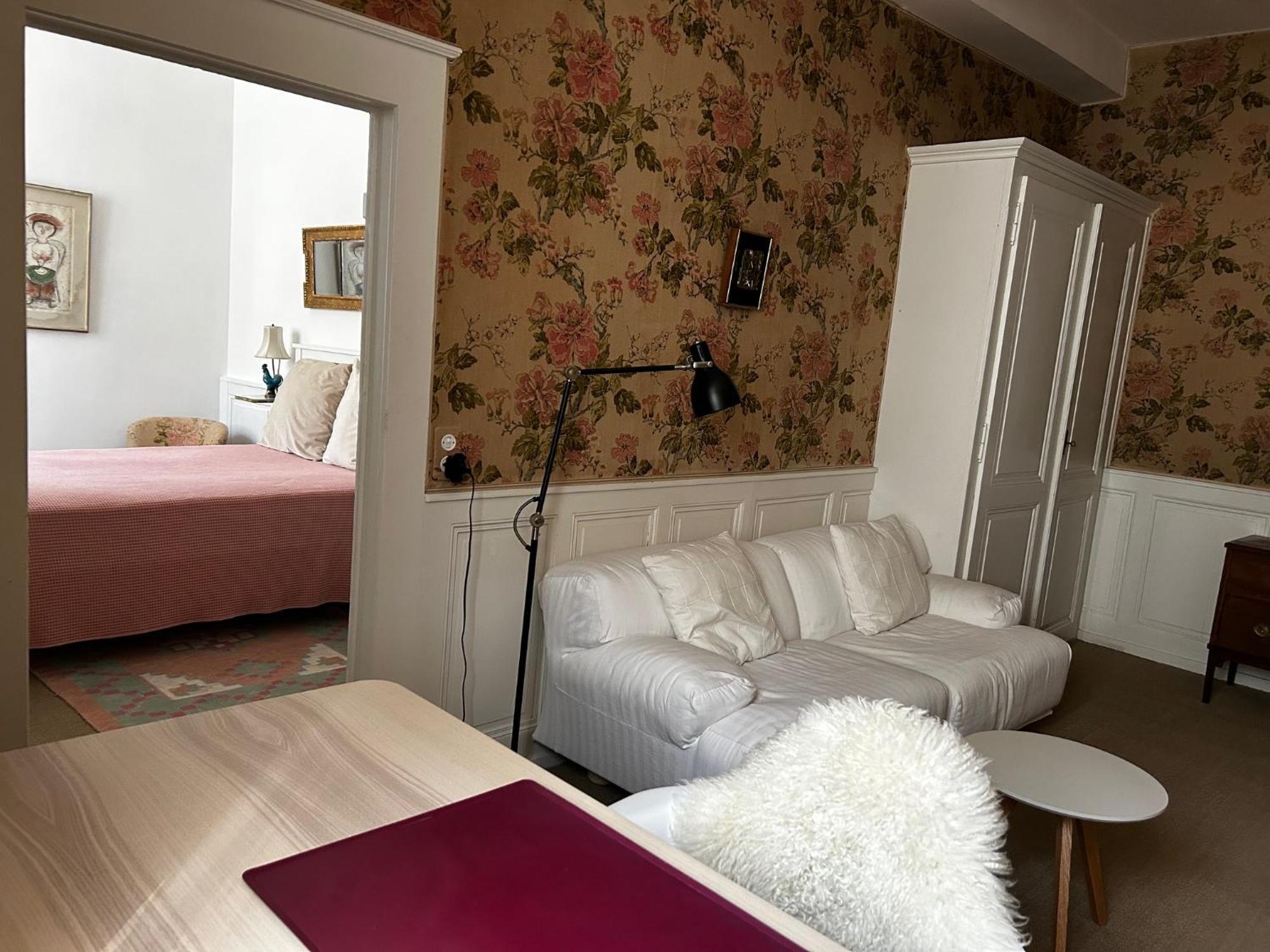 Le Chateau Lavigny エクステリア 写真