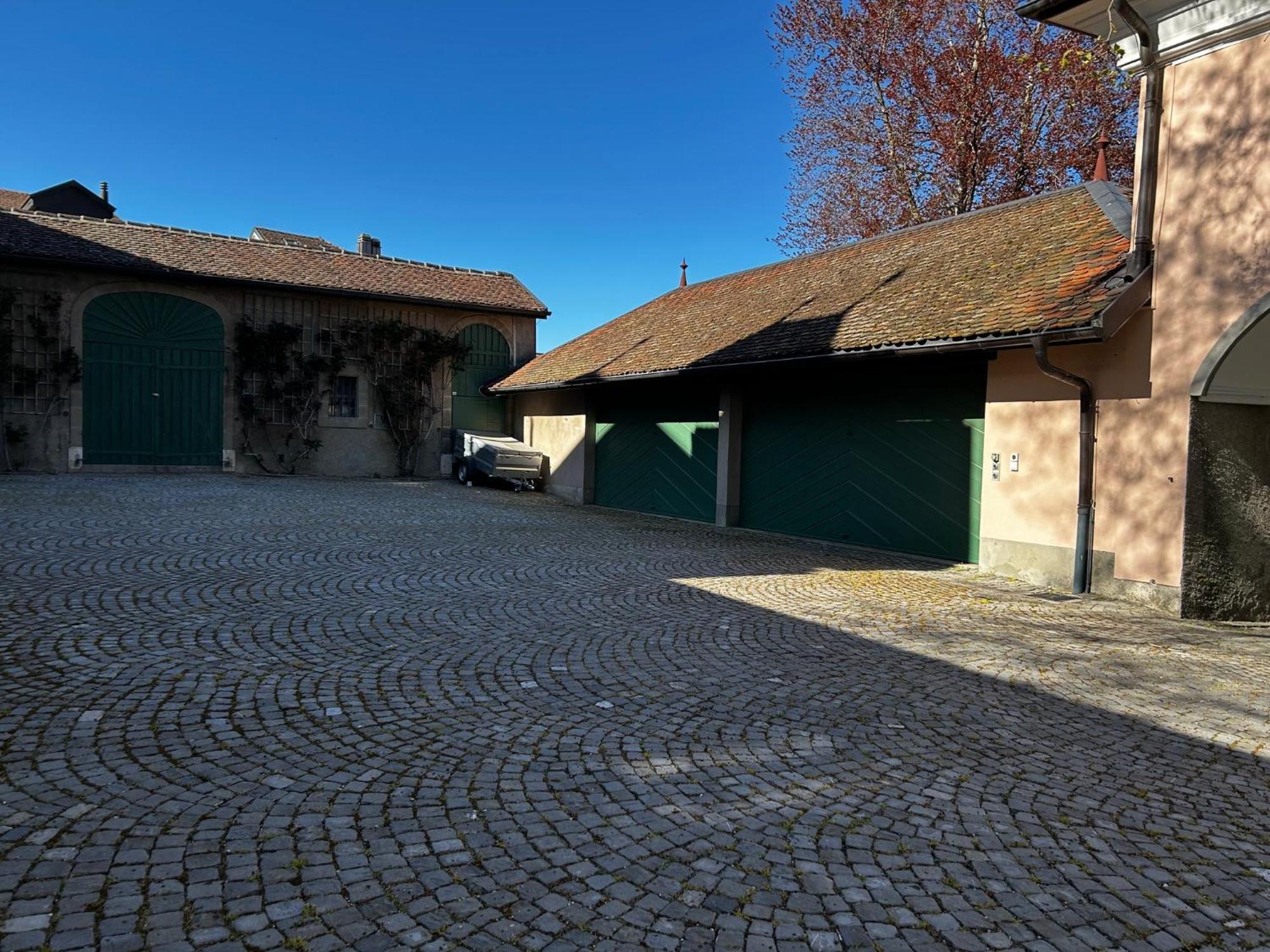 Le Chateau Lavigny エクステリア 写真